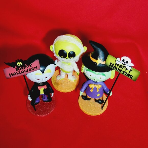 Halloween Figurines Witch Dracula Mummy Bobble Head Spring Set of 3 - Picture 11 of 12